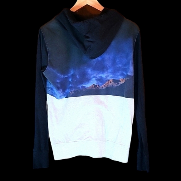 American Eagle Men's Extra Small Pullover Graphic Hoodie, Lightweight, Gray Blue - Picture 3 of 3